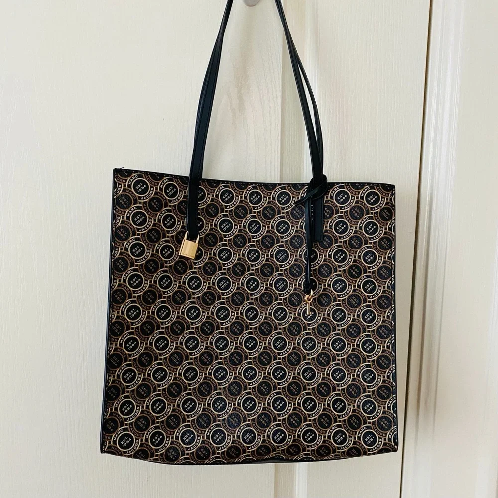 Marc Jacobs Black and Tan Patterned Tote - Picture 3 of 14